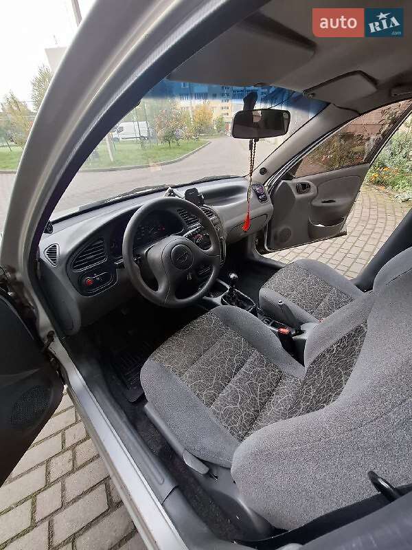 Седан Daewoo Lanos 2008 в Луцьку