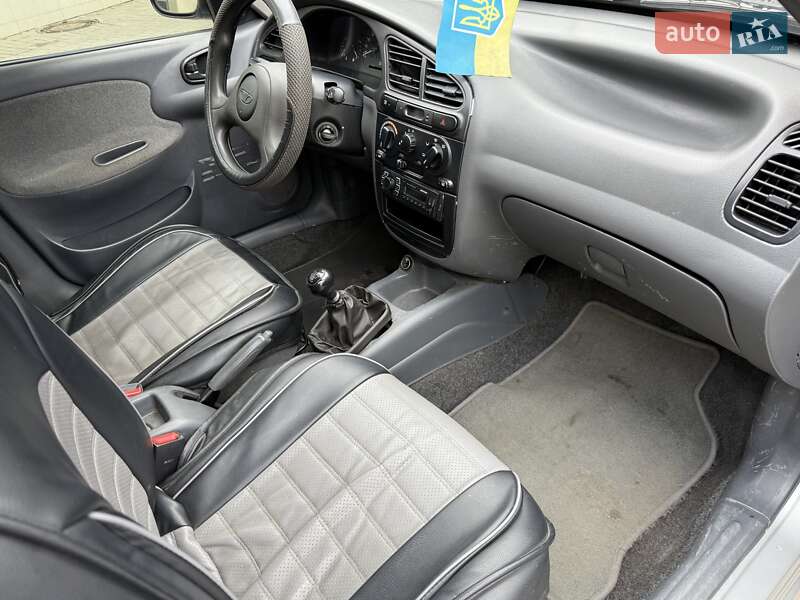 Седан Daewoo Lanos 2006 в Одессе