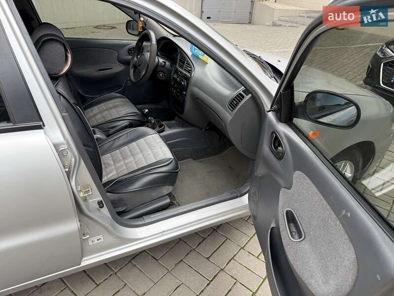 Седан Daewoo Lanos 2006 в Одессе