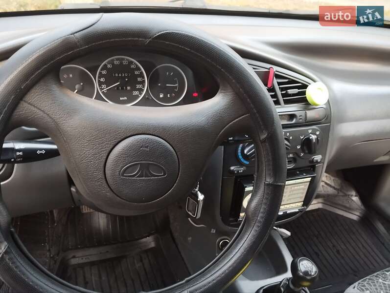 Седан Daewoo Lanos 2008 в Запоріжжі