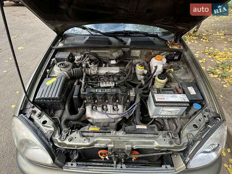 Хэтчбек Daewoo Lanos 2003 в Запорожье