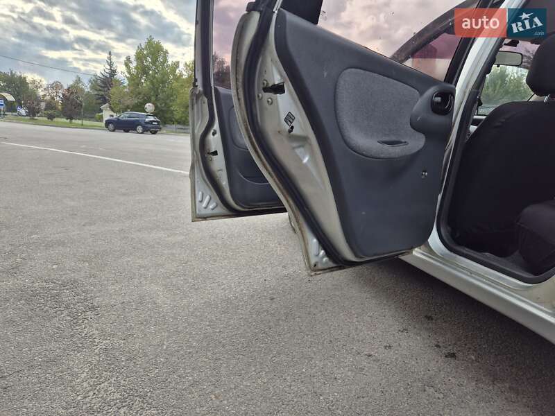 Седан Daewoo Lanos 2008 в Дніпрі