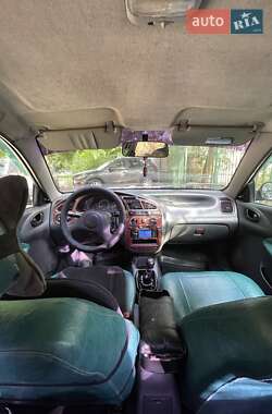 Седан Daewoo Lanos 2001 в Киеве