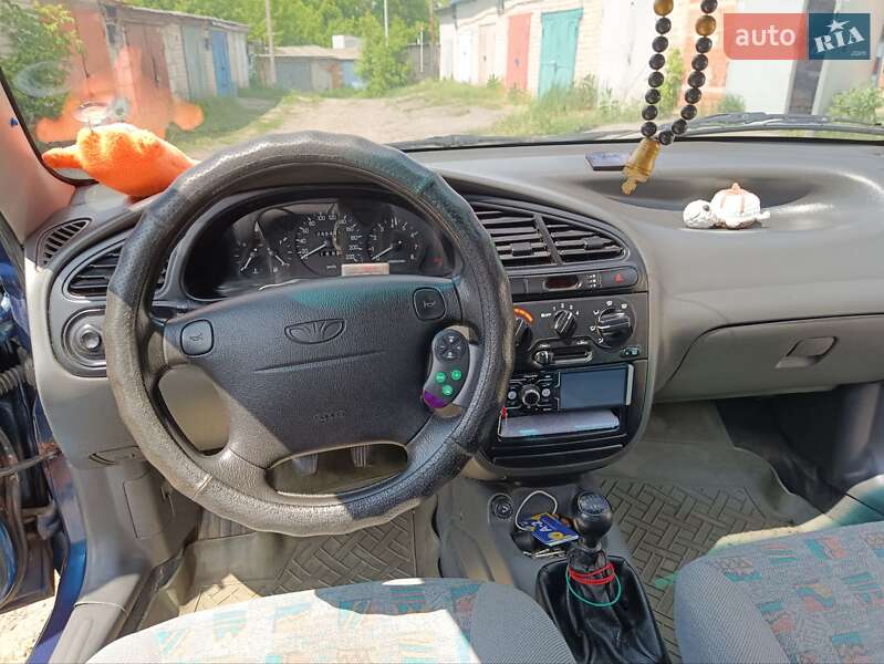 Седан Daewoo Lanos 2005 в Глухові