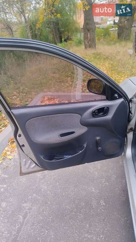 Седан Daewoo Lanos 2007 в Сарнах