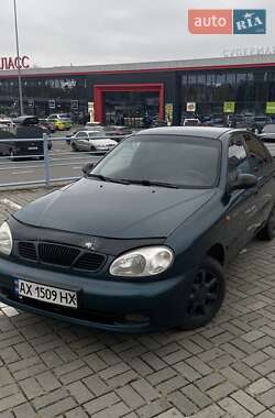 Седан Daewoo Lanos 2002 в Харькове