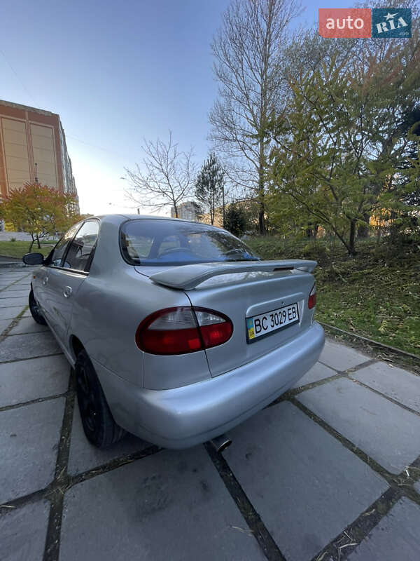 Седан Daewoo Lanos 2002 в Львові фото 3 Седан Daewoo Lanos 2002 в Львові