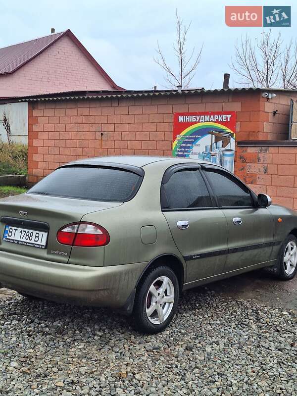 Седан Daewoo Lanos 2002 в Высокополье