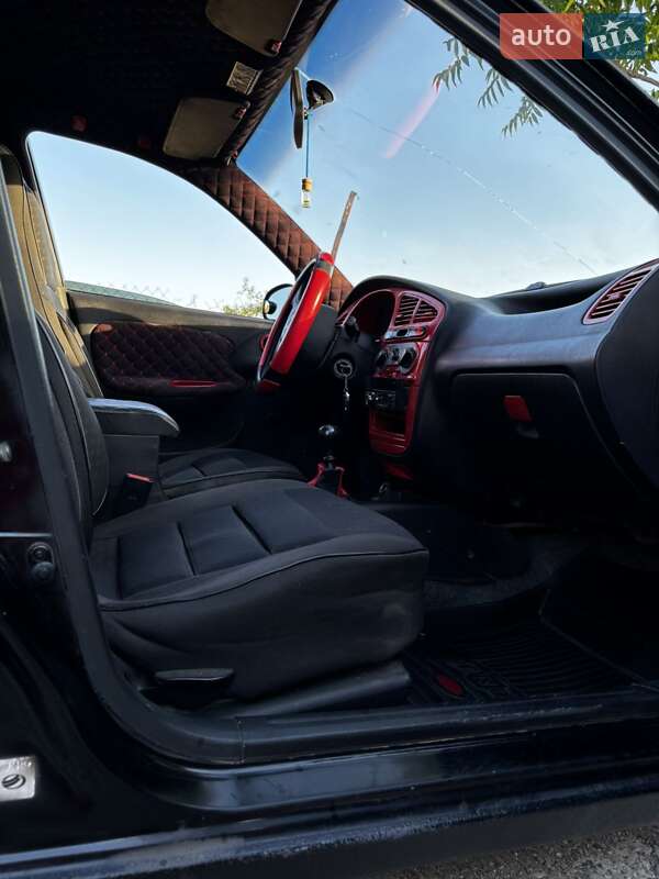 Седан Daewoo Lanos 2006 в Новомосковську