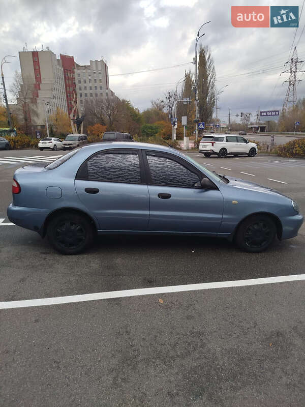 Седан Daewoo Lanos 2008 в Киеве