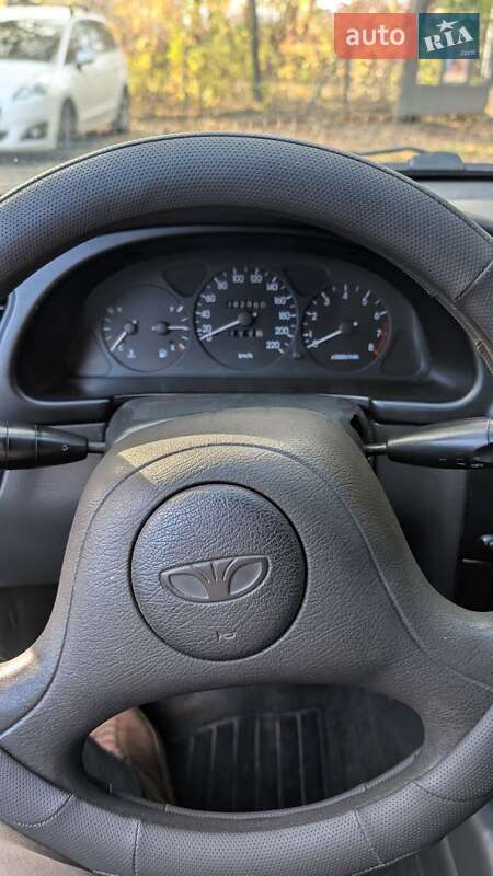 Седан Daewoo Lanos 2004 в Львове