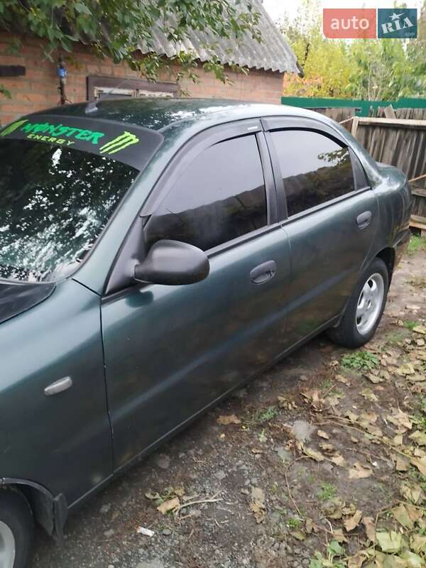 Седан Daewoo Lanos 2003 в Люботині