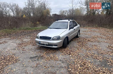 Седан Daewoo Lanos 1998 в Кременчуці