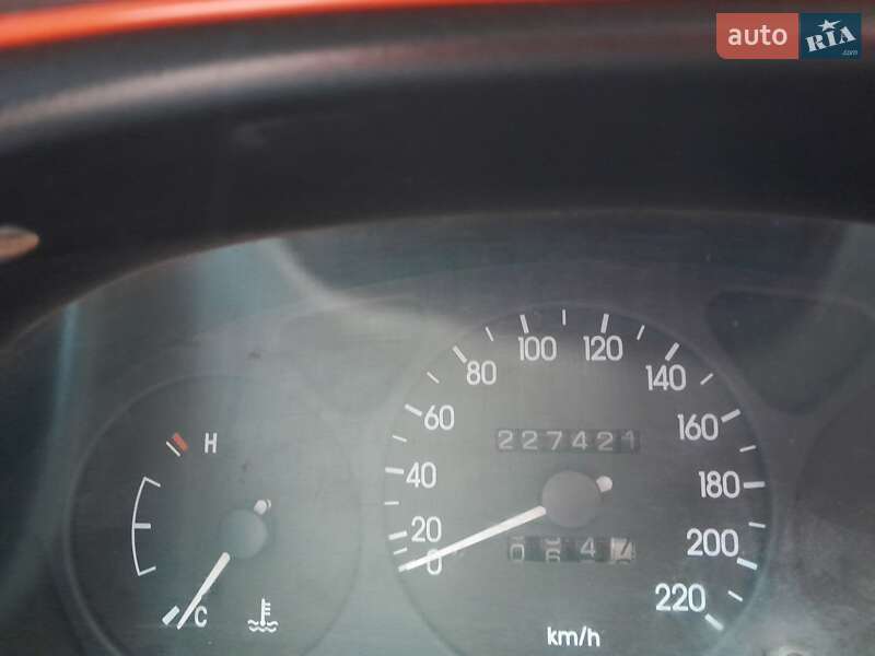 Седан Daewoo Lanos 2007 в Марганце