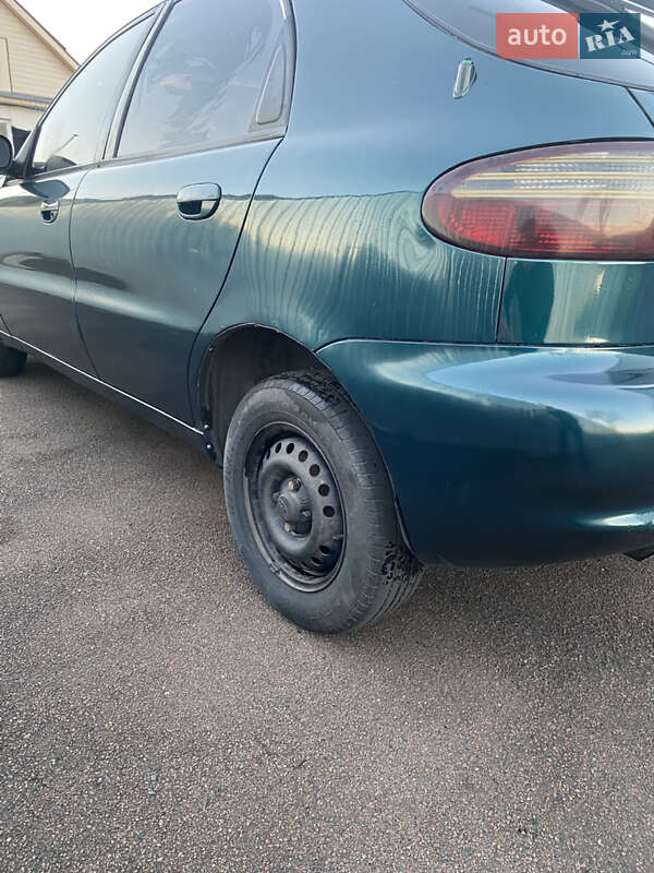 Хэтчбек Daewoo Lanos 1999 в Житомире