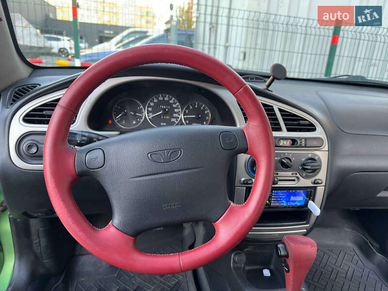Хэтчбек Daewoo Lanos 2003 в Одессе