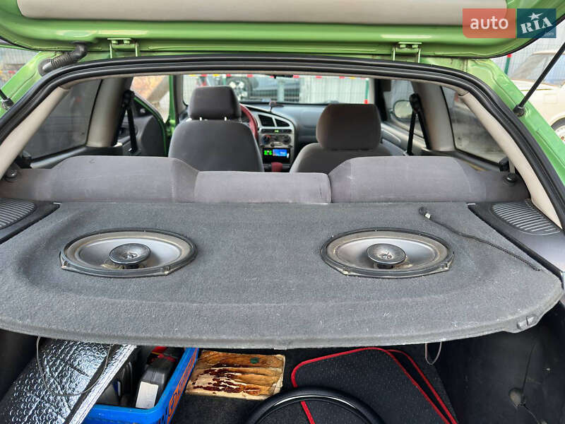 Хэтчбек Daewoo Lanos 2003 в Одессе