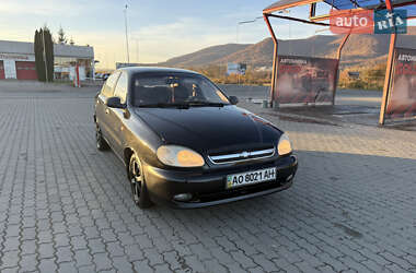 Седан Daewoo Lanos 2007 в Хусті