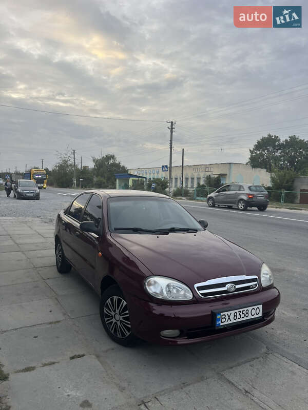 Седан Daewoo Lanos 2006 в Нетішині