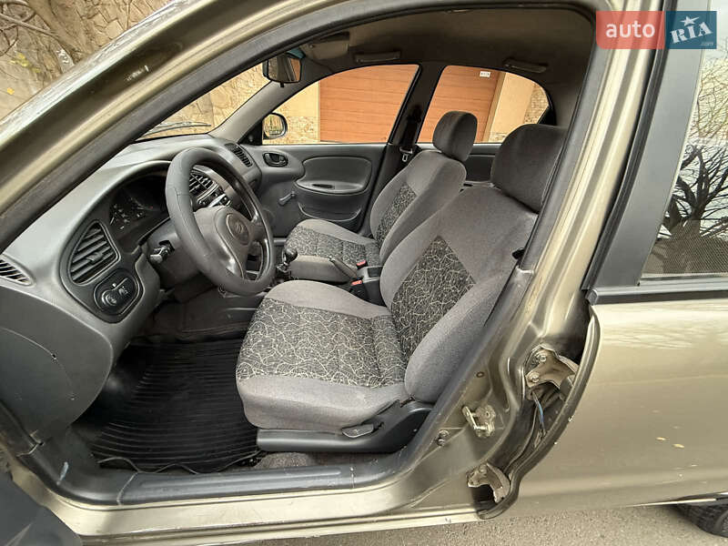 Седан Daewoo Lanos 2011 в Одессе