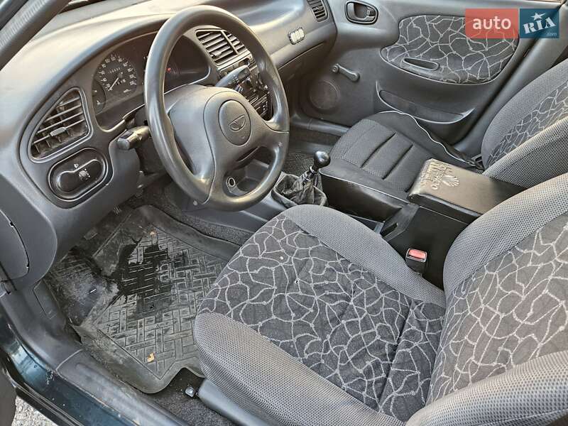 Седан Daewoo Lanos 2003 в Шостці