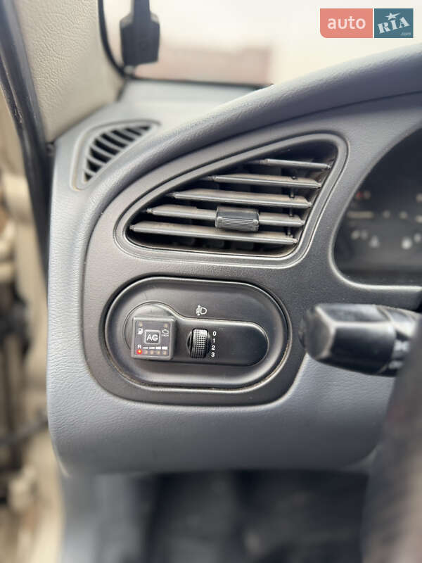 Седан Daewoo Lanos 2011 в Киеве фото 18 Седан Daewoo Lanos 2011 в Киеве