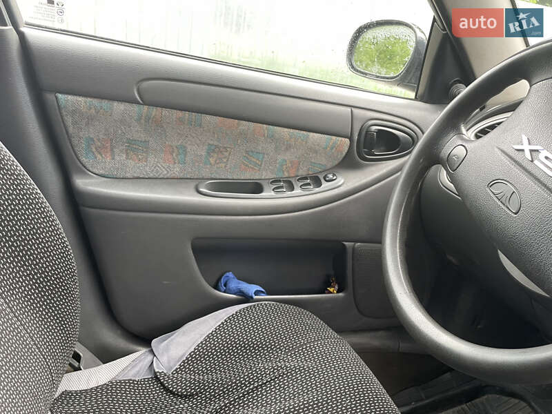 Седан Daewoo Lanos 2005 в Виннице