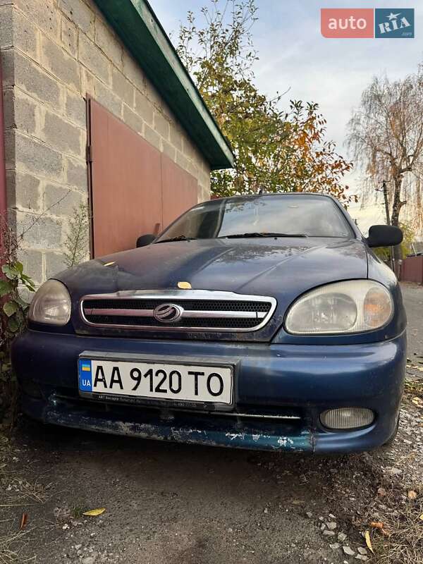 Седан Daewoo Lanos 2010 в Вишневому