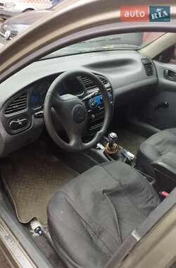 Седан Daewoo Lanos 2005 в Киеве