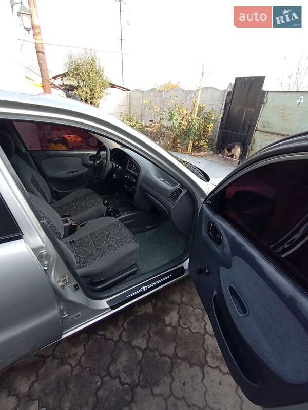 Седан Daewoo Lanos 2006 в Комсомольському