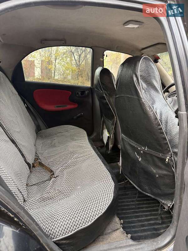 Седан Daewoo Lanos 2006 в Ровно