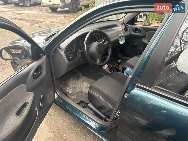 Седан Daewoo Lanos 2004 в Києві фото 3 Седан Daewoo Lanos 2004 в Києві