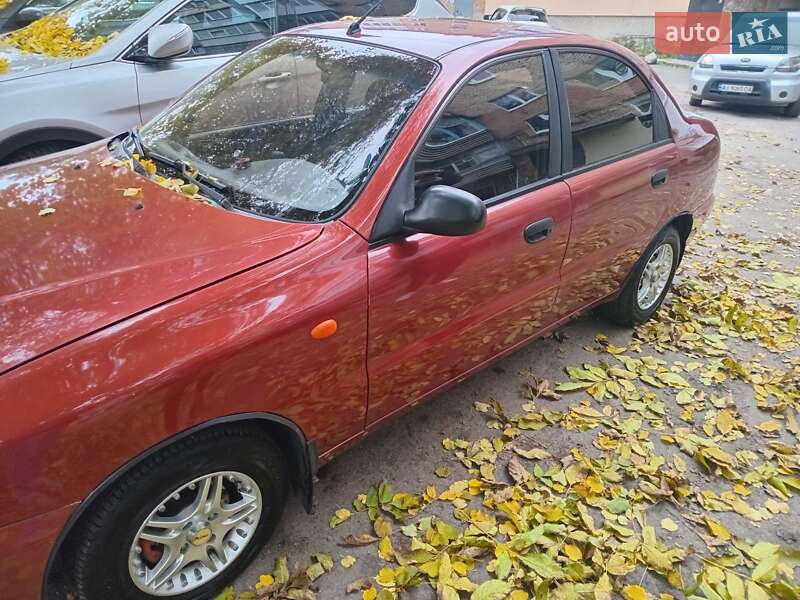 Седан Daewoo Lanos 2004 в Фастове