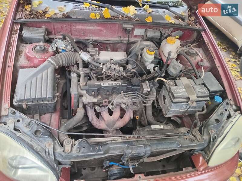 Седан Daewoo Lanos 2004 в Фастове