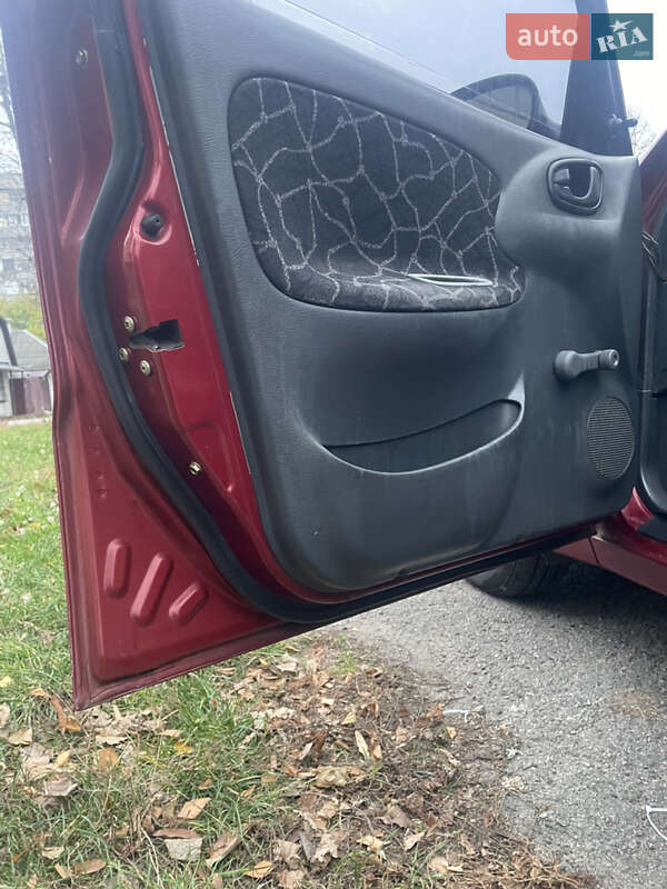 Седан Daewoo Lanos 2004 в Черкасах фото 5 Седан Daewoo Lanos 2004 в Черкасах