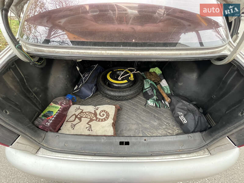 Седан Daewoo Lanos 2004 в Києві