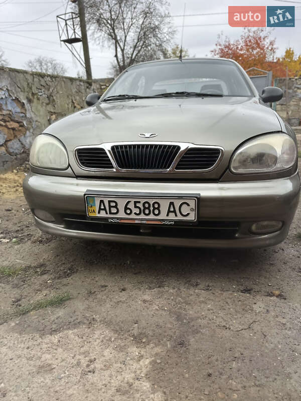 Седан Daewoo Lanos 2004 в Вінниці