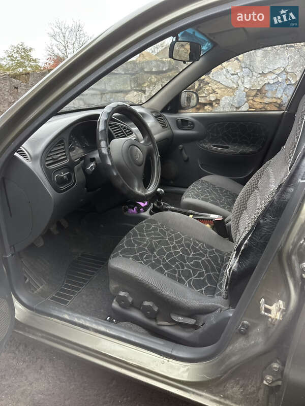 Седан Daewoo Lanos 2004 в Вінниці