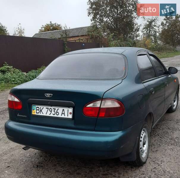 Седан Daewoo Lanos 2007 в Дубні