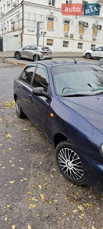 Седан Daewoo Lanos 2005 в Дніпрі