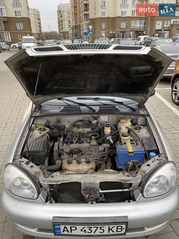 Седан Daewoo Lanos 2004 в Львові