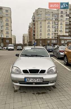 Седан Daewoo Lanos 2004 в Львові
