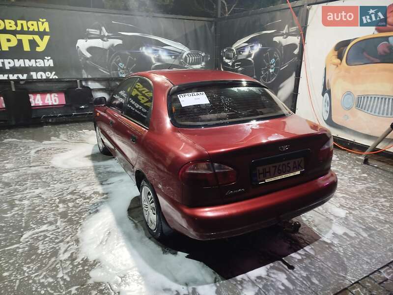 Седан Daewoo Lanos 2004 в Роздільній