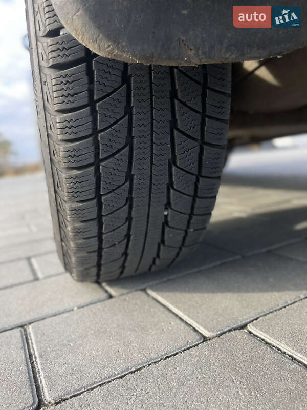 Седан Daewoo Lanos 2003 в Хмельницькому