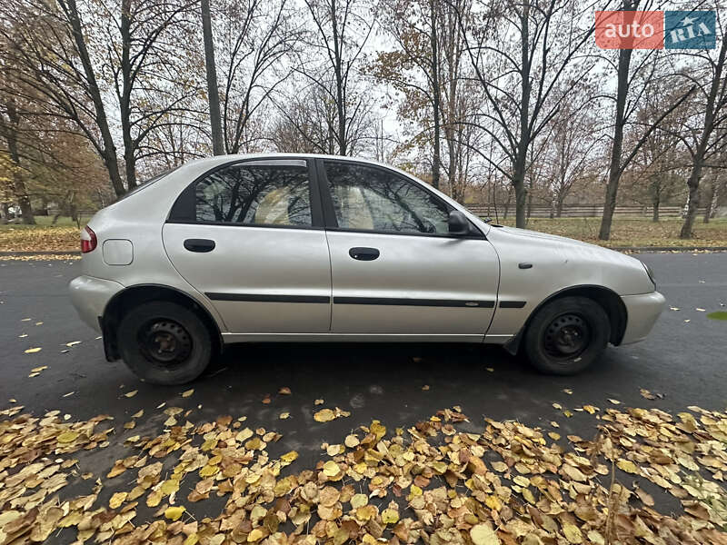 Хетчбек Daewoo Lanos 2003 в Дніпрі фото 2 Хетчбек Daewoo Lanos 2003 в Дніпрі