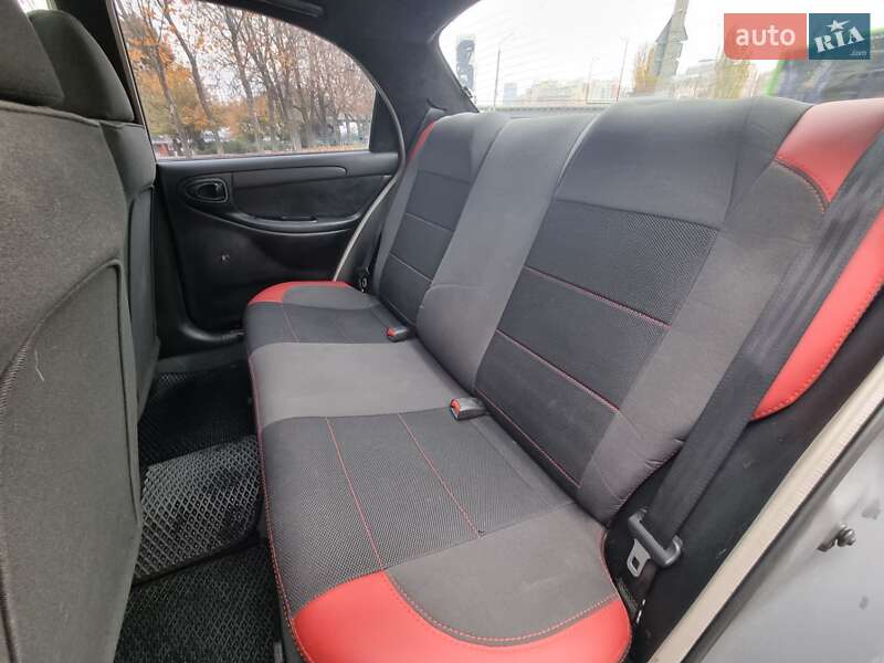 Седан Daewoo Lanos 2003 в Днепре