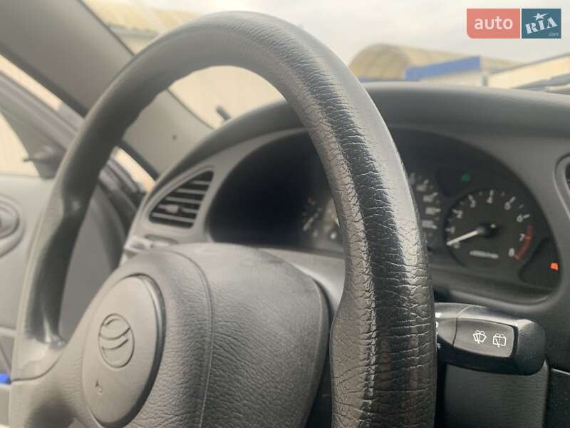 Хэтчбек Daewoo Lanos 2010 в Луцке