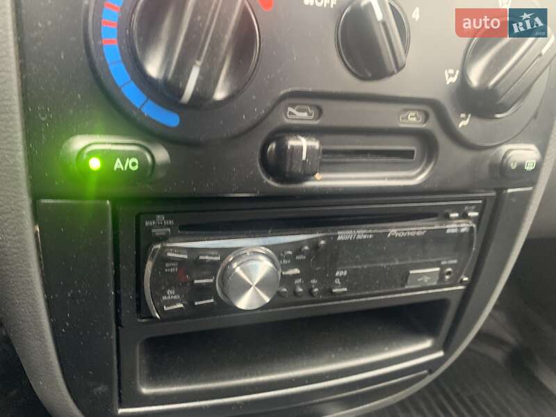 Хэтчбек Daewoo Lanos 2010 в Луцке