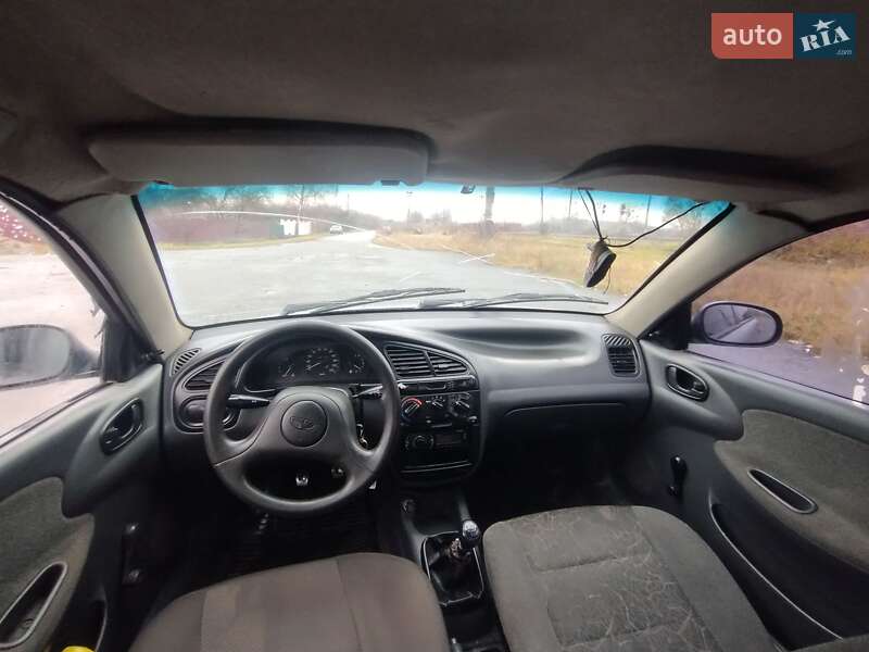 Седан Daewoo Lanos 2004 в Мирополі