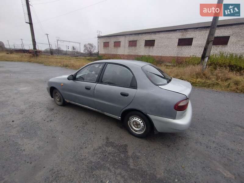 Седан Daewoo Lanos 2004 в Мирополі
